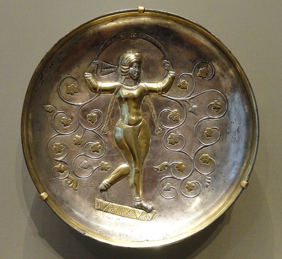 زنان؛ پاسداران گمشده تاریخ ایران