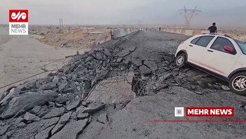 ادامه محدودیت‌ تردد در جاده‌های مناطق جنگ‌زده/ سردار تیموری: تردد ناوگان سنگین همچنان امکان‌پذیر نیست/ کامیون‌های متوقف‌شده حامل کالاهای اساسی‌اند