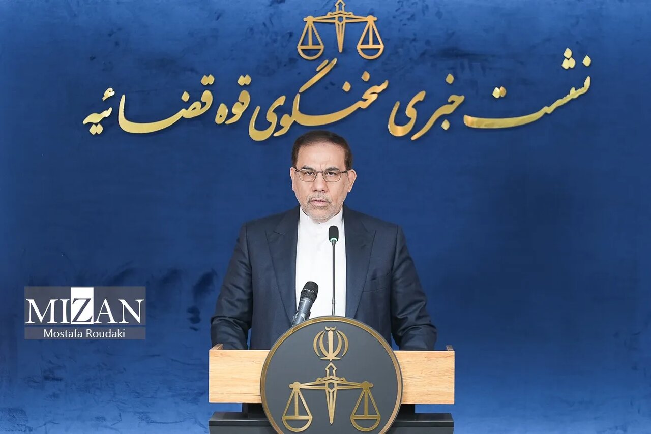 سخنگوی قوه قضاییه جزئیات جدیدی را در خصوص پرونده رضا پهلوی ارائه کرد. سخنگوی قوه قضاییه جزئیات جدیدی را در خصوص پرونده رضا پهلوی ارائه کرد.