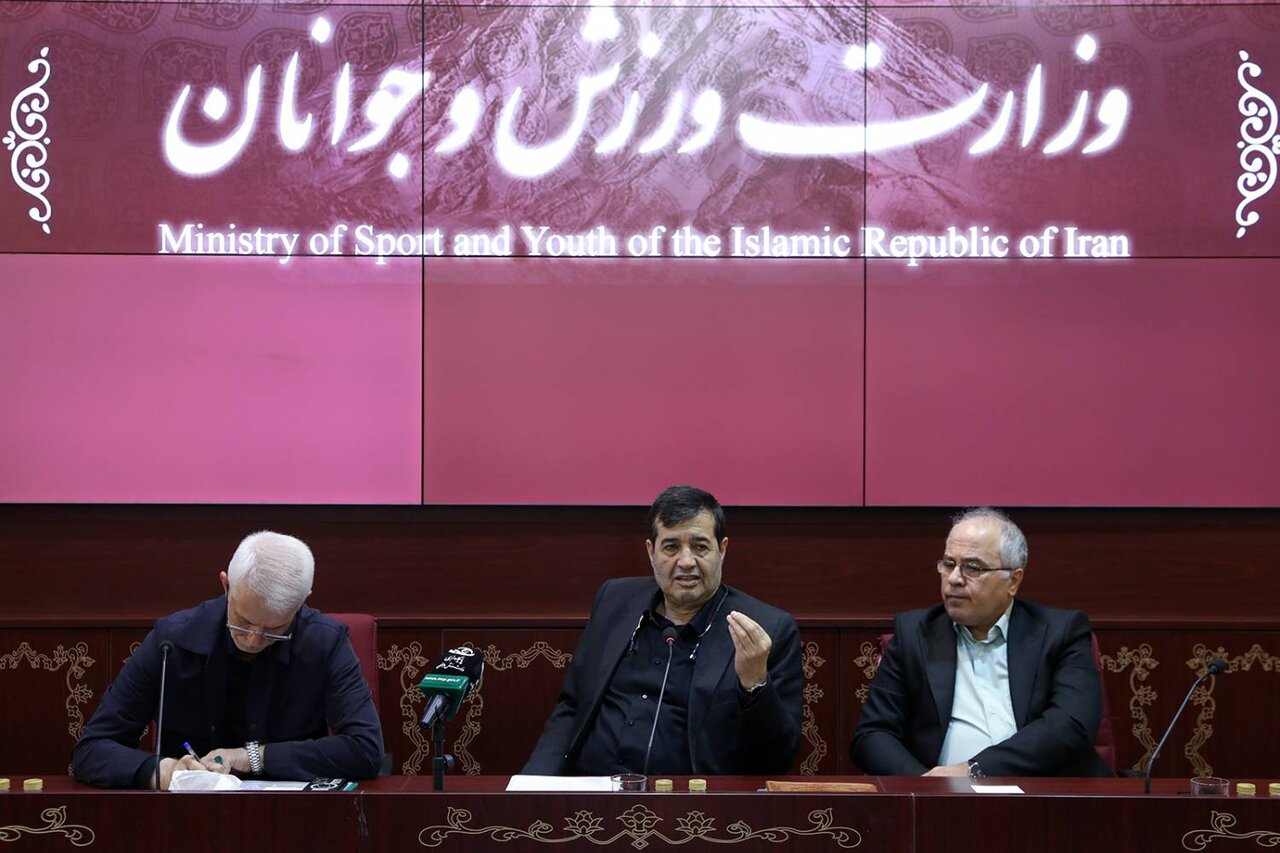 زمان آن رسیده که نسل قدیمی‌تر ورزش را به دست جوانان‌ترها بسپارد