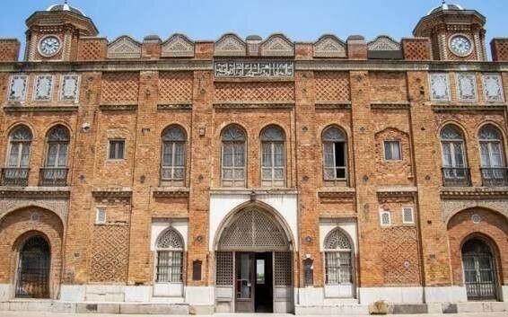 عکس/ آخرین ولیعهد قاجاریه در دارالحکومه تبریز