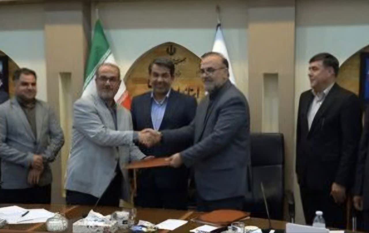 امضای تفاهم‌نامه ۵۰-۵۰ شهرداری کرمان و راه و شهرسازی برای تحول در بافت‌های ناکارآمد شهری