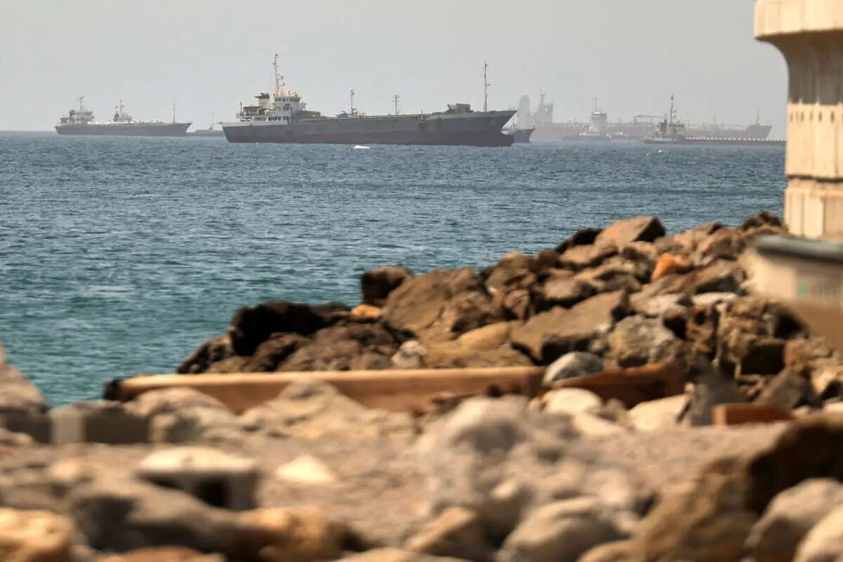 سپاه پاسداران: تنگه هرمز تا زمان پایان اقدامات آمریکا مسدود خواهد ماند سپاه پاسداران: تنگه هرمز تا زمان پایان اقدامات آمریکا مسدود خواهد ماند