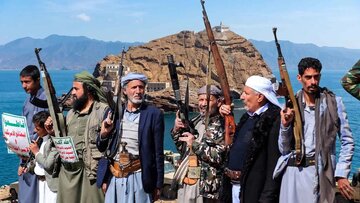 تدارک انصارالله برای کنترل جزیره راهبردی «زُقر»/ سیطره یمن بر کشتیرانی دریای سرخ؟ تدارک انصارالله برای کنترل جزیره راهبردی «زُقر»/ سیطره یمن بر کشتیرانی دریای سرخ؟