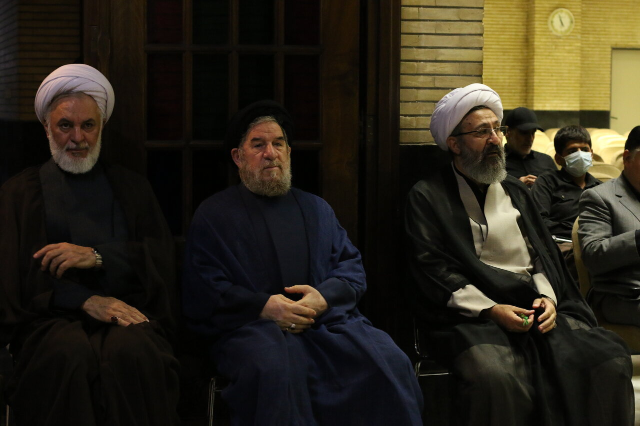 بزرگداشت رهبر شهید و شهدای جنگ رمضان در تهران/ کدام نمایندگان مجلس حضور داشتند؟/ آقای نایب رییس هم بود + تصاویر
