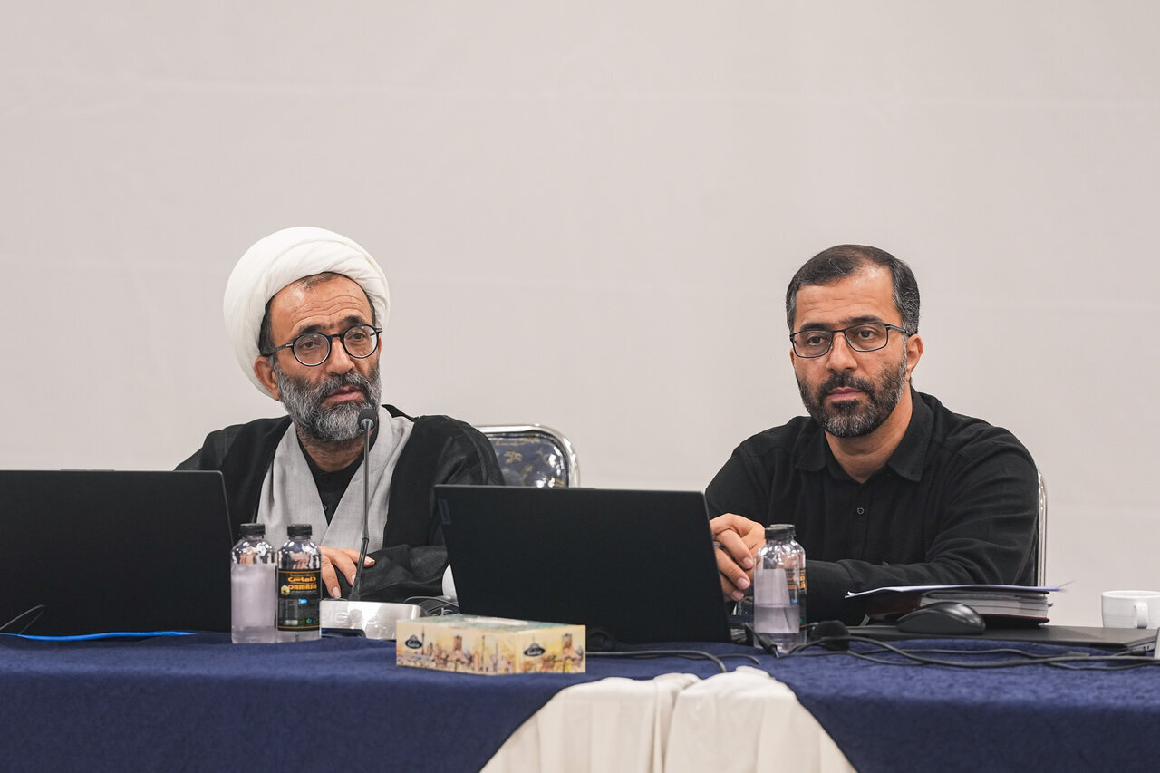 تصاویر نشست مجازی مجلس دوازدهم/ فضای جلسه وبیناری با حضور وکلای بهارستان/ خانم نماینده هم در جایگاه هیات رییسه حضور داشت