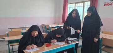 حضور ۷۰۰ سواد آموز در امتحانات پایان سال البرز حضور ۷۰۰ سواد آموز در امتحانات پایان سال البرز