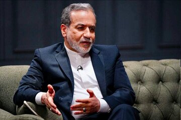 عراقچی: آتشبس ۶۰ روزهای در کار نبود؛ تفاهمنامه قرار بود جنگ را خاتمه دهد که نقض شد / هیچ تصمیمی برای از سرگیری مذاکرات نگرفتهایم عراقچی: آتشبس ۶۰ روزهای در کار نبود؛ تفاهمنامه قرار بود جنگ را خاتمه دهد که نقض شد / هیچ تصمیمی برای از سرگیری مذاکرات نگرفتهایم