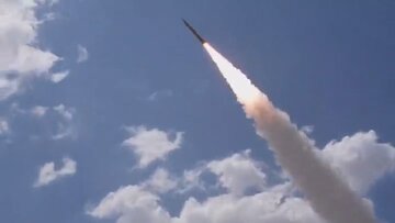 آتلانتیک: ارتشی که ترامپ مدعی نابودی آن است، چگونه به جنگ ادامه میدهد؟ آتلانتیک: ارتشی که ترامپ مدعی نابودی آن است، چگونه به جنگ ادامه میدهد؟