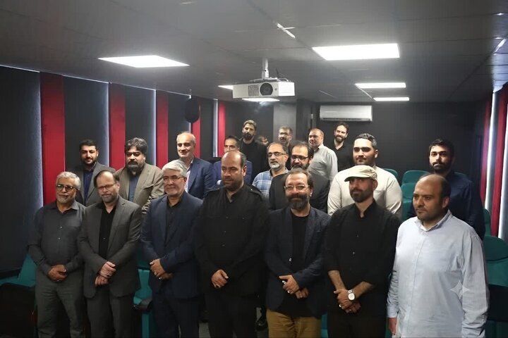 عبدالحسین بدرلو به عنوان سرپرست جدید گروه مستند «روایت فتح» منصوب گردید. عبدالحسین بدرلو به عنوان سرپرست جدید گروه مستند «روایت فتح» منصوب گردید.