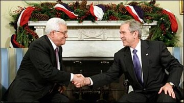 خاطرات هاشمی: ابومازن، نخست‌وزیر دولت فلسطین، اکنون در آمریکا با جرج بوش ناهار خصوصی صرف می‌کند