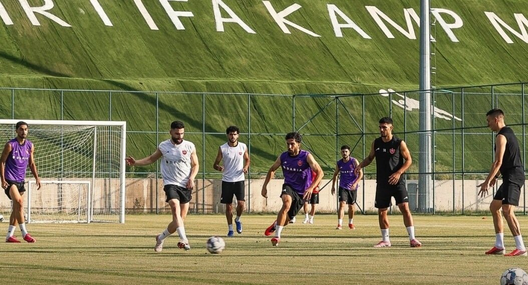رویارویی پرسپولیس با قهرمان آفریقا