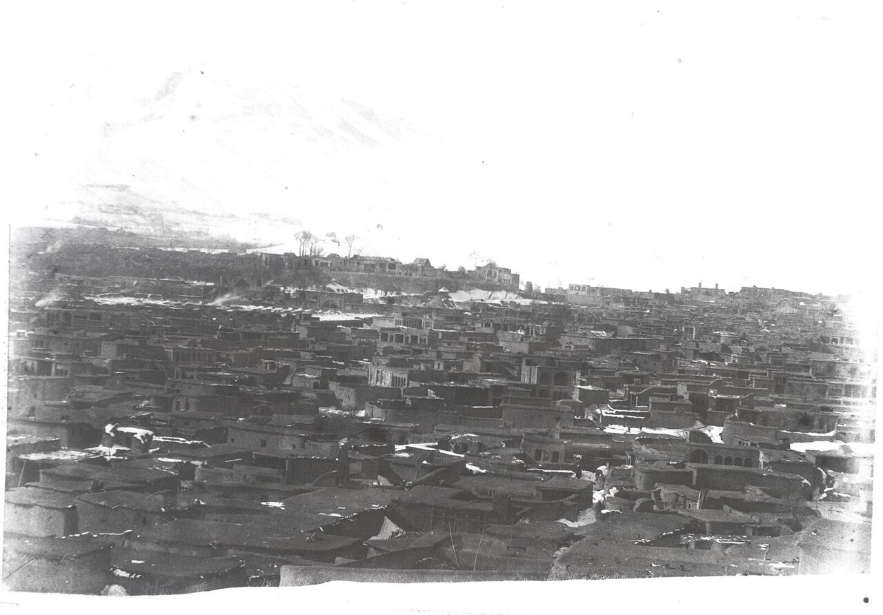 عکس/ دختران دانش‌آموز مقطع متوسطه در روستاهای استان کردستان ایران؛ دهه ۱۳۵۰
