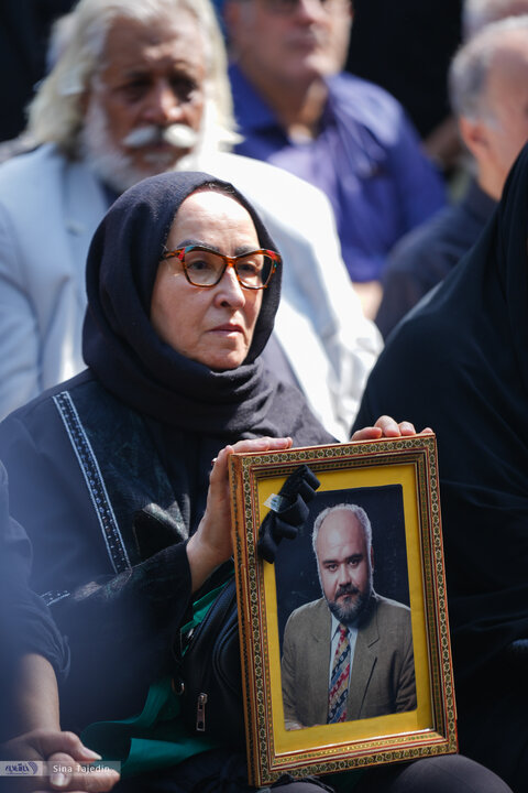 مراسم تشییع اکبر عبدی
