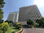 ببینید | فوری؛ آتش‌سوزی در هتل پارسیان استقلال / هتل در حال تخلیه است