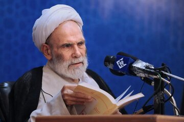 درس اخلاق | حیا؛ موهبتِ فطری و غریزهیِ انسانی برایِ جلوگیری از مسخِ باطنی درس اخلاق | حیا؛ موهبتِ فطری و غریزهیِ انسانی برایِ جلوگیری از مسخِ باطنی