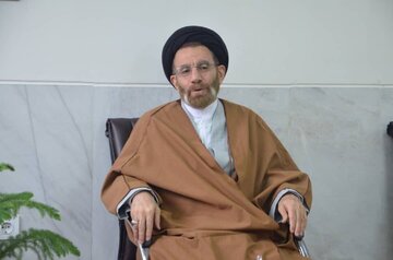 تاکید امام جمعه خرم آباد بر پرهیز از جستجوی عیوب پنهان و رعایت حرمت‌ها در گزارشگری