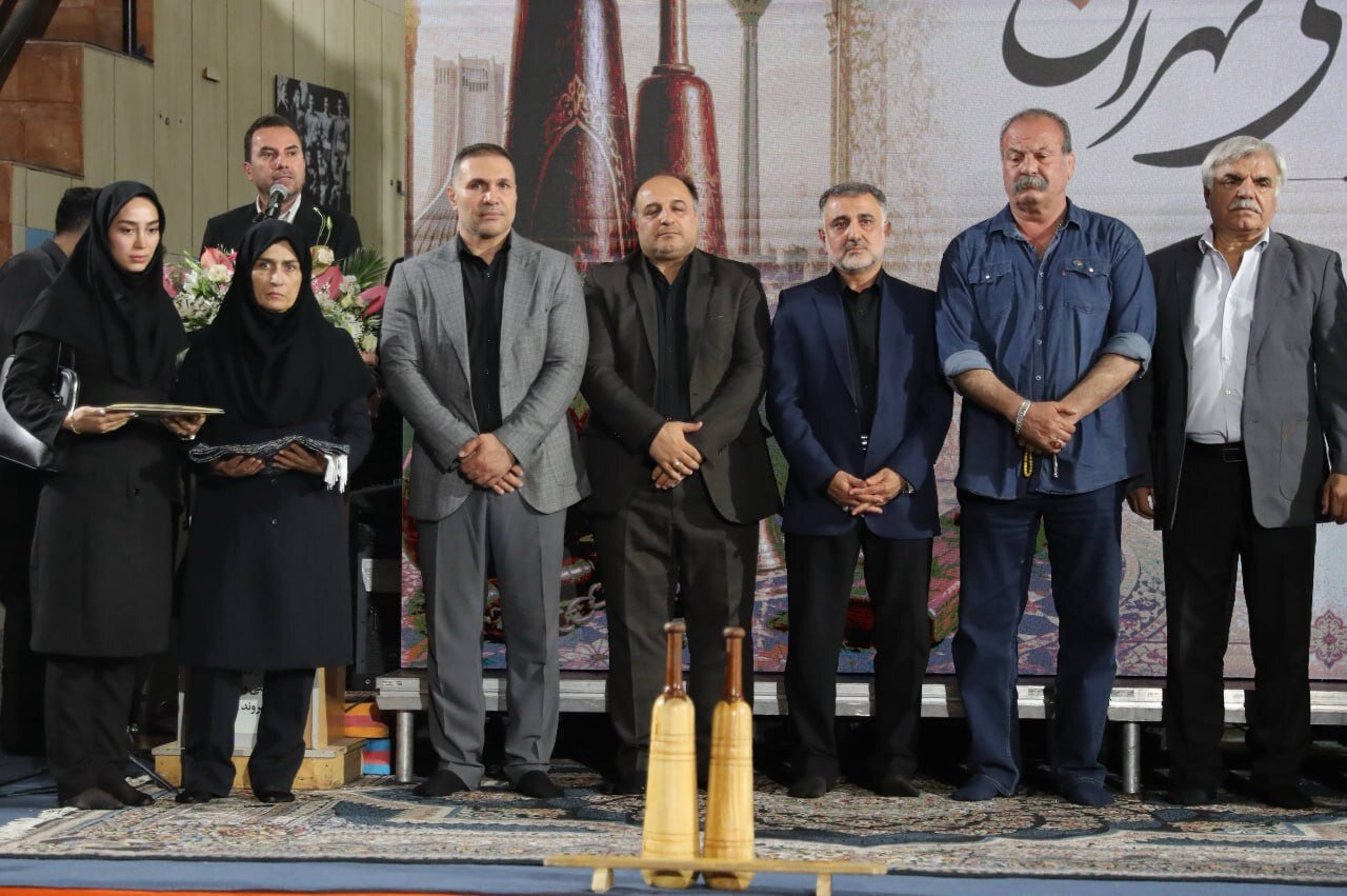 تجلیل از ۴۰ مرشد و ۴۰ مدیر زورخانه تهران/ زورخانههای پایتخت به اقلام ورزشی مجهز شدند