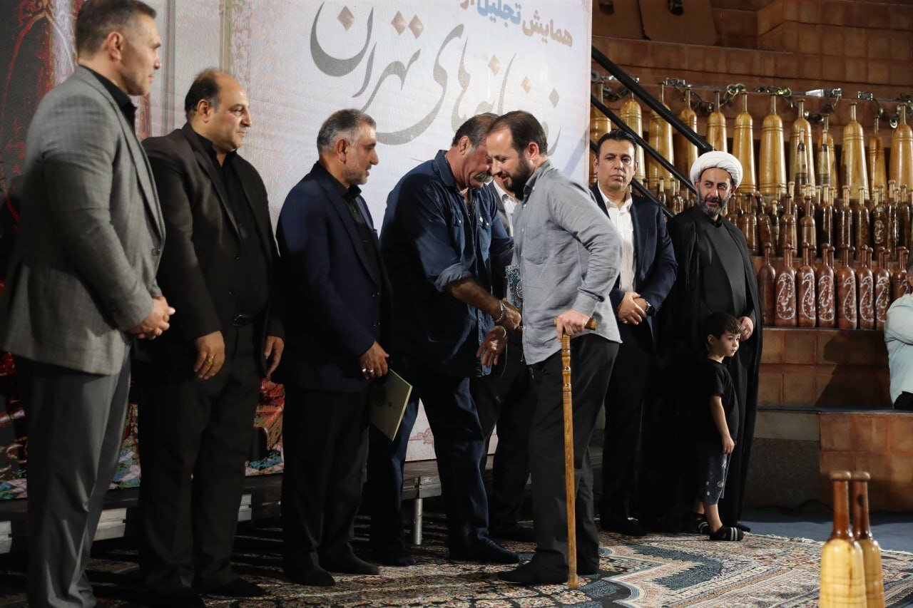 تجلیل از ۴۰ مرشد و ۴۰ مدیر زورخانه تهران/ زورخانههای پایتخت به اقلام ورزشی مجهز شدند