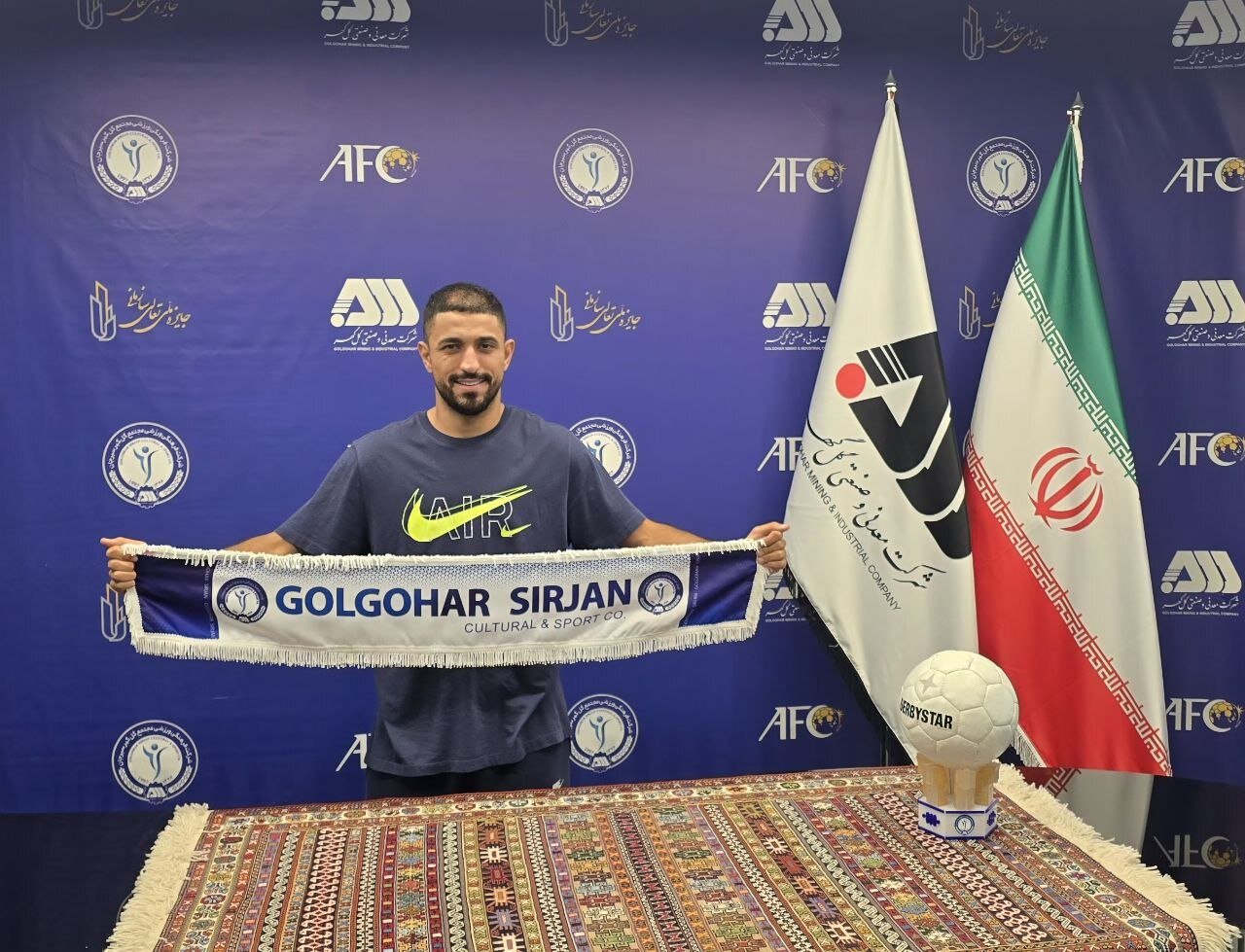 عکس | انتقال جدید بین پرسپولیس و گلگهر؛ وینگر سرخپوشان در سیرجان!