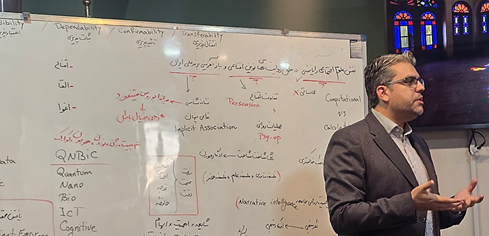 غول آزاد شده از دیجیتالیسم/ رسانه نه تنها توصیف جهان که خود جهان است.../ گذر از روشهای سنتی؛ رسانه زبان مشترک تمام علوم