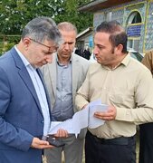 حضور فرماندار صومعه‌سرا در روستای لارسر برای بررسی مطالبات اهالی