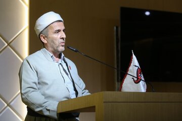 اظهارات چهره مطرح اهل سنت کردستان در کربلا به سه زبان عربی، فارسی و کردی
