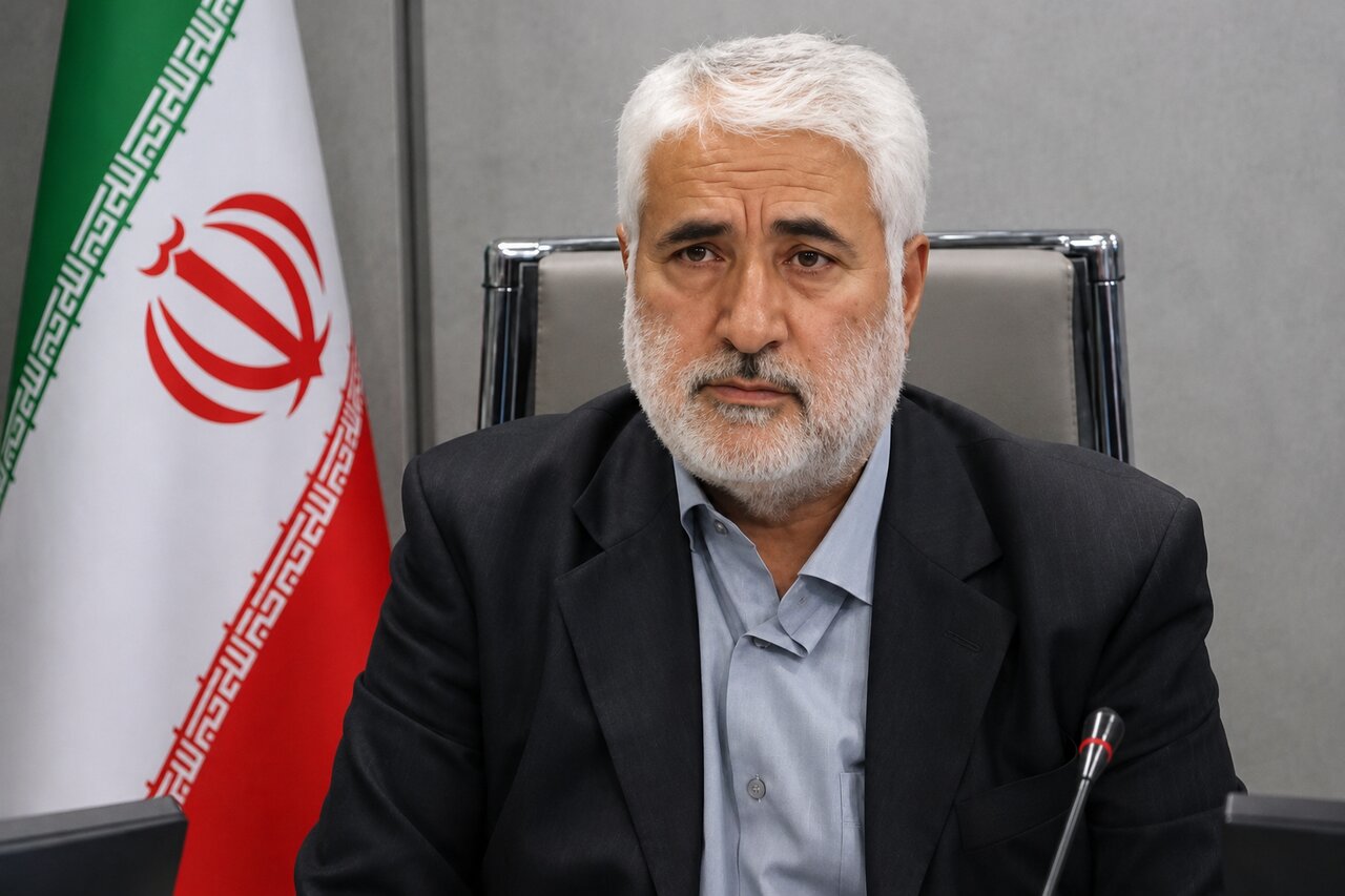 ضرورت رعایت انصاف در ارائه خدمات حملونقل عمومی و حفظ حقوق شهروندان باید در کانون توجه قرار گیرد. ضرورت رعایت انصاف در ارائه خدمات حملونقل عمومی و حفظ حقوق شهروندان باید در کانون توجه قرار گیرد.
