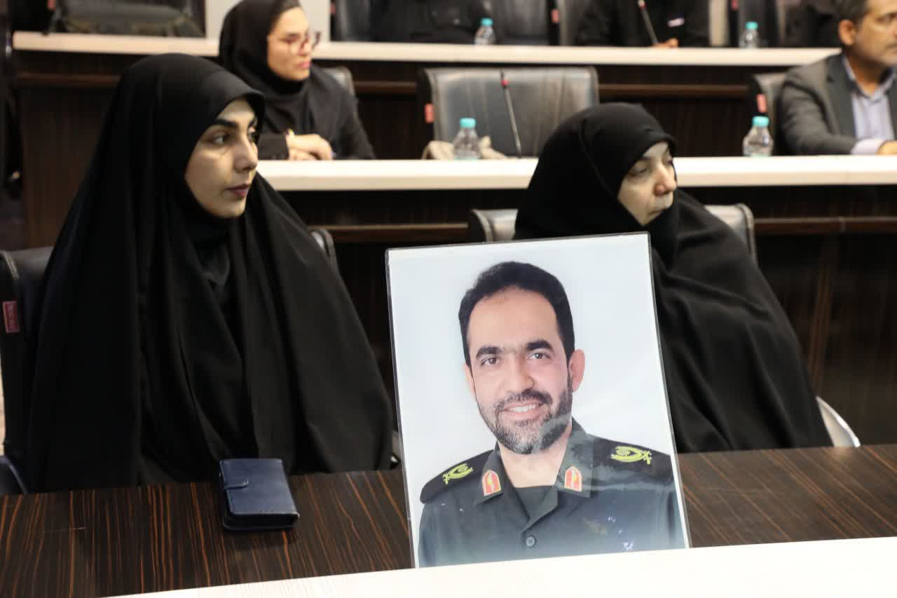 دشمن بهدنبال سوءاستفاده از ضعفهای اقتصادی است دشمن بهدنبال سوءاستفاده از ضعفهای اقتصادی است