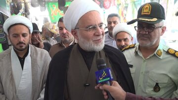 خدا قوت نماینده ولی فقیه کردستان به پلیس/ جان فدا و مردمی بودن پلیس، امنیت آفرین است خدا قوت نماینده ولی فقیه کردستان به پلیس/ جان فدا و مردمی بودن پلیس، امنیت آفرین است