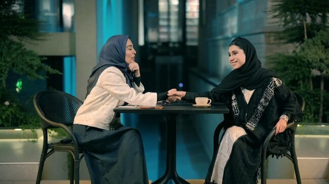 از شوک «عشق ابدی» تا «ادرار شتر»/ چرا تلویزیون به مهمانان جنجالی تریبون میدهد؟