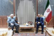رایزنی رئیس سازمان الحشد الشعبی با سفیر ایران در بغداد درباره حملات اخیر آمریکا