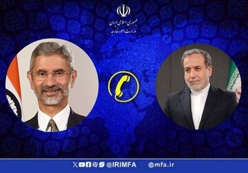 تماس تلفنی عراقچی و همتای هندی تماس تلفنی عراقچی و همتای هندی