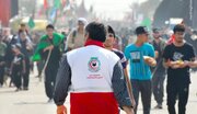 ببینید | نجات معجزه‌آسای زائر دچار ایست قلبی در درمانگاه هلال‌احمر کربلا