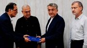 شهردار بندرعباس، چهره برتر ترویج فرهنگ ایثار و شهادت؛ تقدیر معاون رئیس‌جمهور از مدیریت شهری ایثارمحور