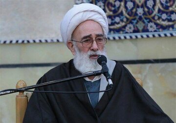 استاد حوزه علمیه قم: تبعیت از رهبری اطاعت از فرمان امام عصر(عج) است/ هرگونه اقدام و حرکت خارج از چارچوب نظر امام و رهبر، نادرست است استاد حوزه علمیه قم: تبعیت از رهبری اطاعت از فرمان امام عصر(عج) است/ هرگونه اقدام و حرکت خارج از چارچوب نظر امام و رهبر، نادرست است