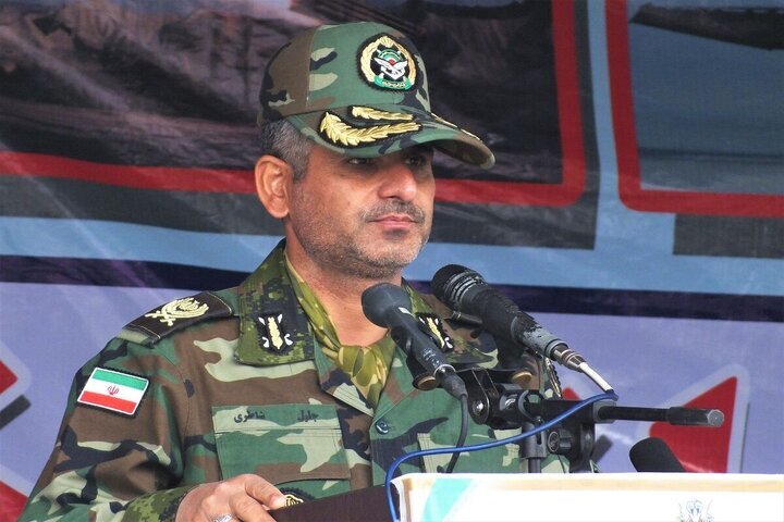 فرمانده ارشد ارتش: آمریکا و اسرائیل آرزوی  تسلیم ایران را به گور می‌برند/ باج‌دادن به دشمن آغاز تمامی شر و سختی‌های غیر قابل تحمل است