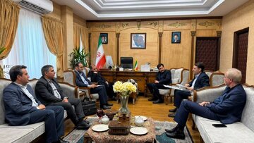 پیگیری وعده تفاهم‌نامه محرومیت‌زدایی آذربایجان‌غربی با هدف عمرانی و آبادانی روستاهای کم برخوردار استان