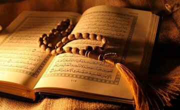 عکس | تصویر وایرال شده از قرآن منسوب به دست‌خط مبارک امام حسین (ع)