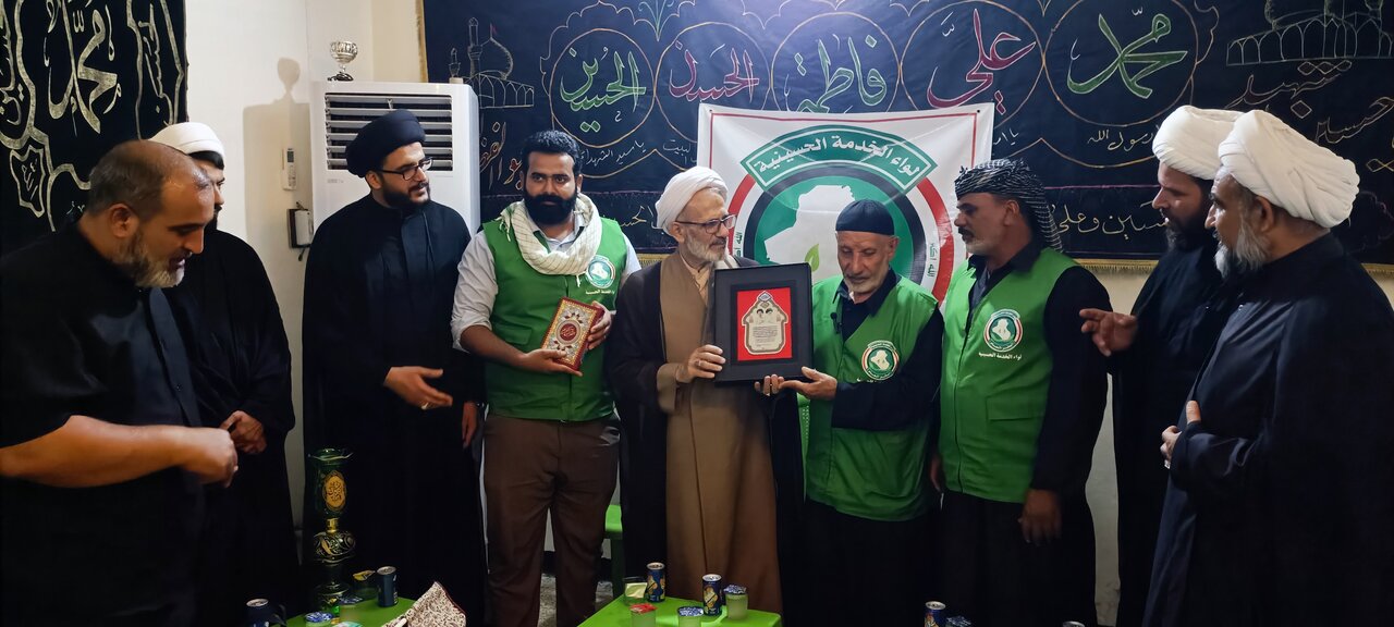 تجلیل از ۷۰۰ موکب‌دار عراقی توسط کمیته فرهنگی ستاد اربعین