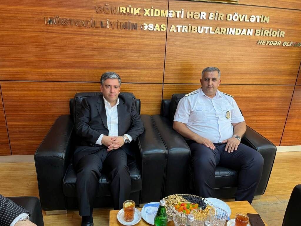 دیدار استاندار اردبیل با رئیس گمرک مرزی جمهوری آذربایجان