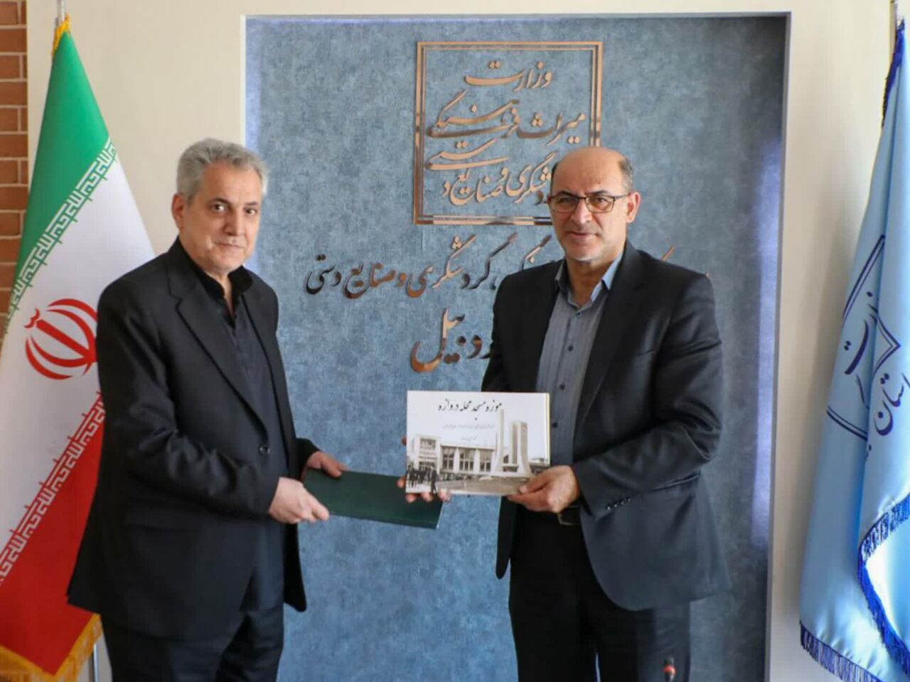 اعطای مجوز مجموعهداری به مسجد محله عالیقاپو اردبیل
