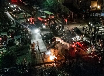 خاطرات هاشمی: مصاحبه دانشجویان آزادشده با ابراز ندامت از سیما پخش شد
