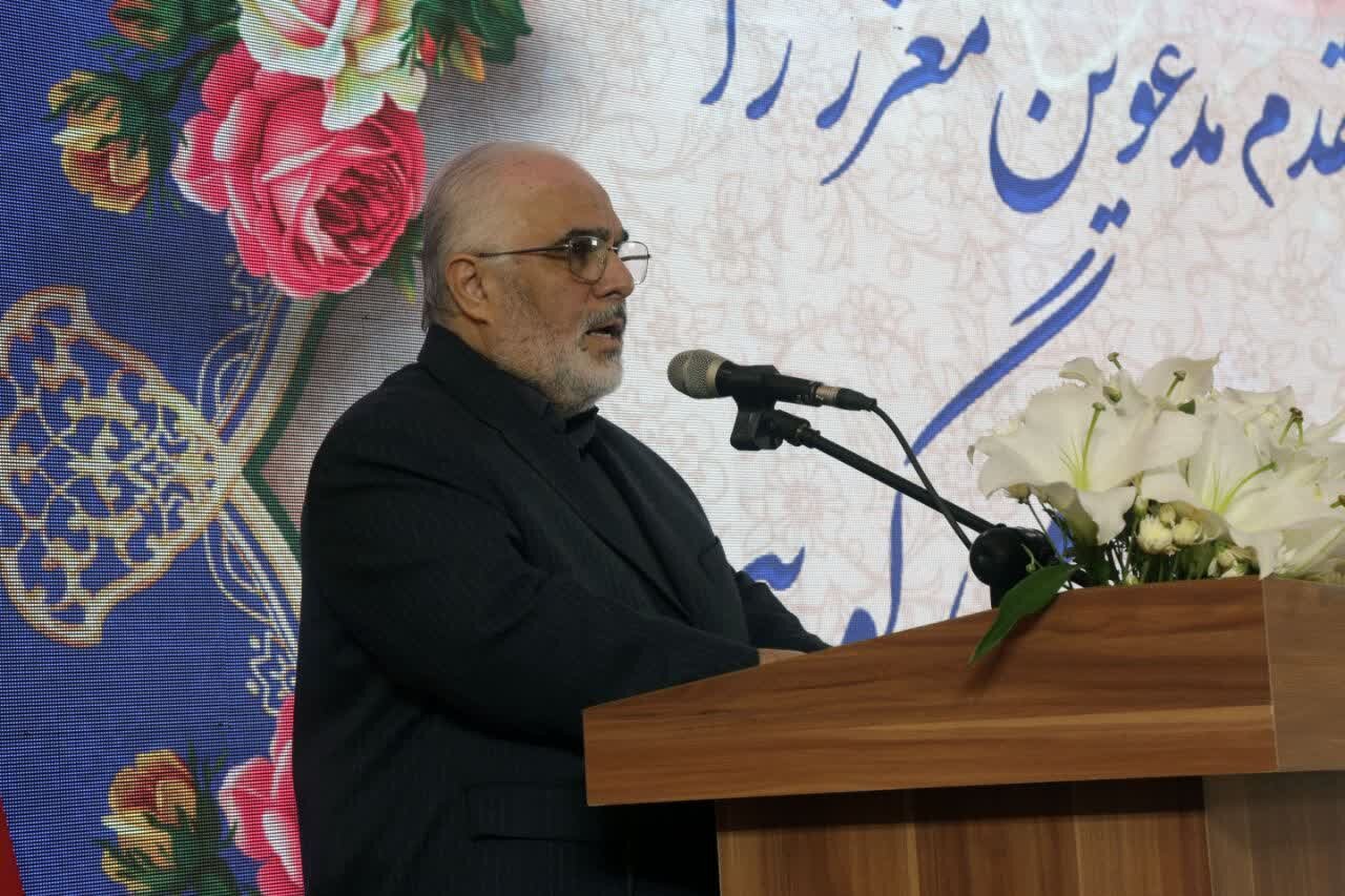گزارش تصویری / تجلیل از خبرنگاران و فعالان رسانهای استان در شهرک صنعتی جهان آباد میبد گزارش تصویری / تجلیل از خبرنگاران و فعالان رسانهای استان در شهرک صنعتی جهان آباد میبد