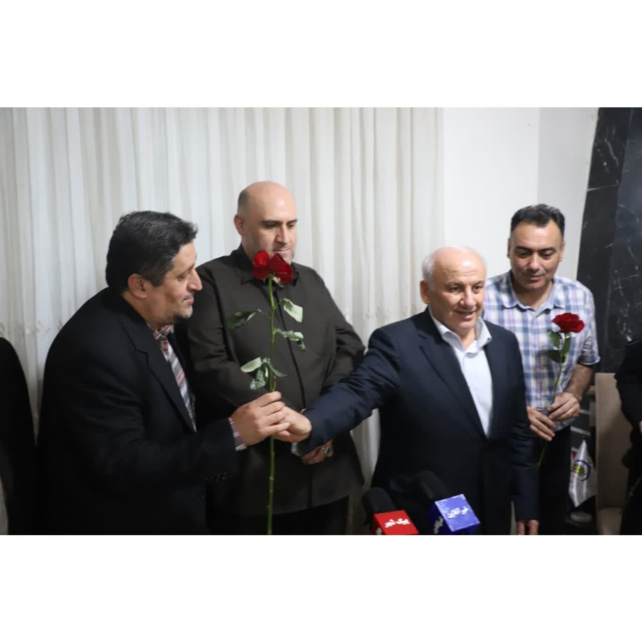 استاندار مازندران میهمان خبرگزاری خبرآنلاین مازندران+ تصاویر