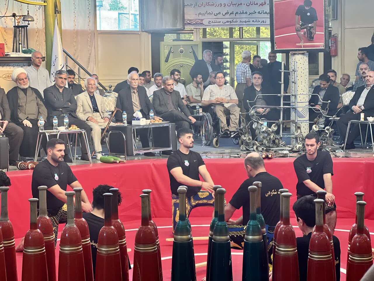 ضرب آهنگ زورخانه؛ آمیختگی ایثار و قلم در آیین روز خبرنگار