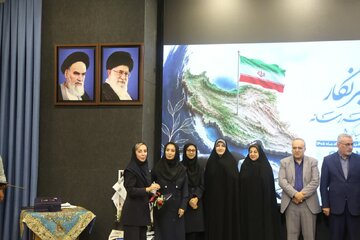 خبرنگاران باید صدای مردم و مطالبات جامعه باشند