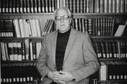 در مملکت ما تاریخ در ایجاد نابغه همیشه خست نشان داده است/ آن‌که تجددخواهی را با بی‌دینی یکی می‌گیرد در اشتباه است