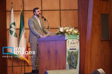 غریب‌آبادی: هیچ کشوری به‌تنهایی نمی‌تواند ناجی این دریا باشد/ کاهش سطح آب خزر نیازمند تصمیم مشترک ۵ کشور ساحلی است