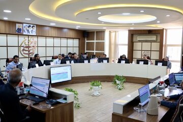 نشست شورای شهر کرمان/ تداوم پیگیری وضعیت سوخت و قدردانی از فداکاری آتش‌نشانان در نجات جان یک نوجوان